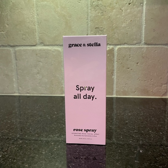 Grace and Stella Rose Spray - Picture 1 of 3